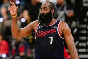 华体会体育关于重磅！哈登在利物浦比赛中失利库里与50激战老鹰分钟，赛前斯图加特备战欧篮联的信息